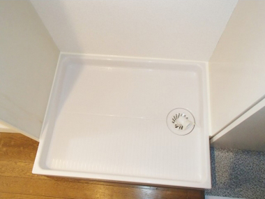 マンション 洗面所 のリフォーム施工事例 洗濯パンの交換 二層式から全自動のものへ リフォパック 阿部産業