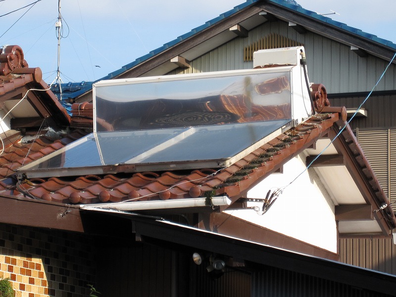 戸建て 設備機器取替 のリフォーム施工事例。お湯の暮らし 太陽熱温水器
