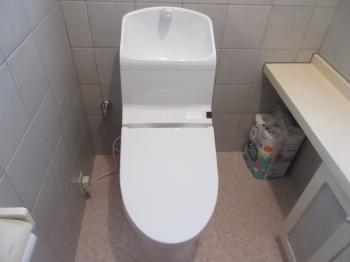 戸建て トイレ のリフォーム施工事例 toto hvシリーズ お手入れ簡単ウォシュレット一体型トイレ 株式会社フォーシンク出雲 戸建て トイレ のリフォーム施工事例 toto hvシリーズ お手入れ簡単ウォシュレット一体型トイレ 株式会社フォーシンク出雲