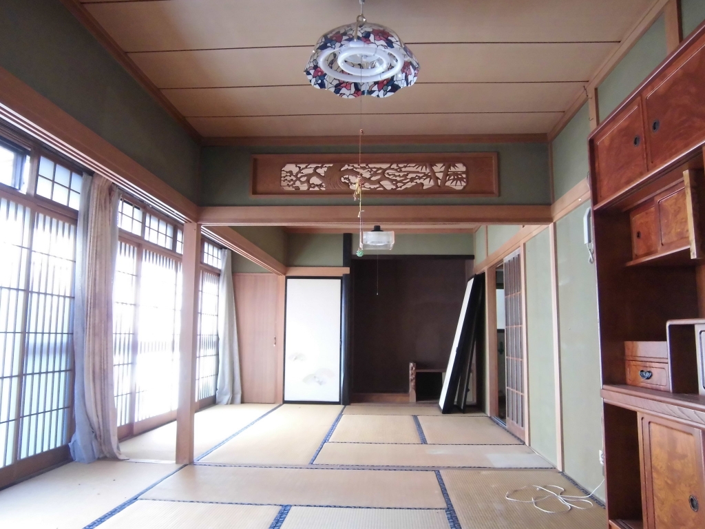 戸建て 家全体 のリフォーム施工事例 山梨県甲府市ｓ様の 改修工事 のご紹介 その１