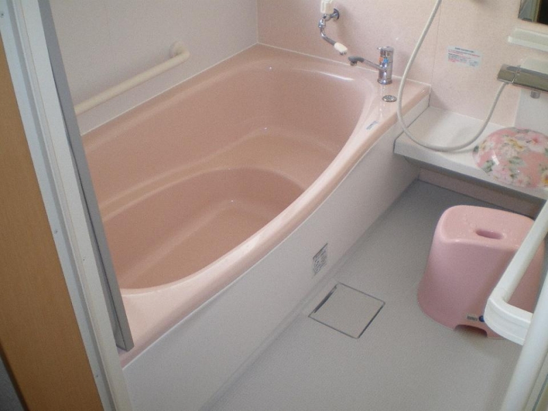 戸建て 浴室 のリフォーム施工事例 お風呂を 安全で快適な環境 へ変えませんか