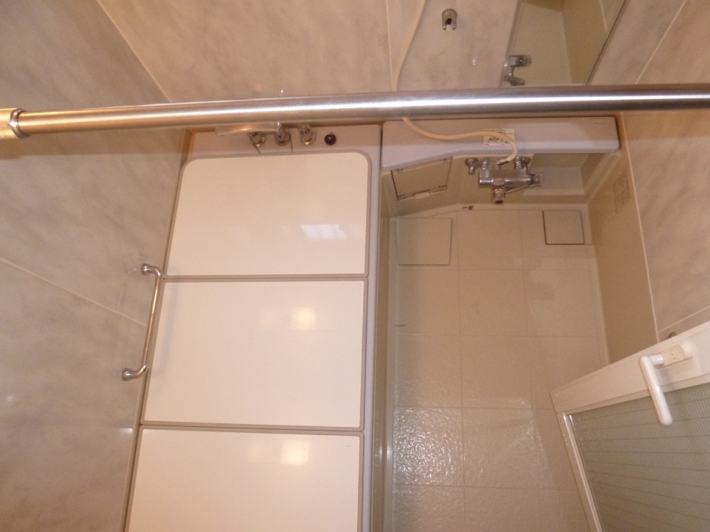 戸建て 浴室 のリフォーム施工事例 ユニットバスリフォ ム工事 リクシル グランデ ジ 株式会社リメイク 千葉県 市川市 リフォーム